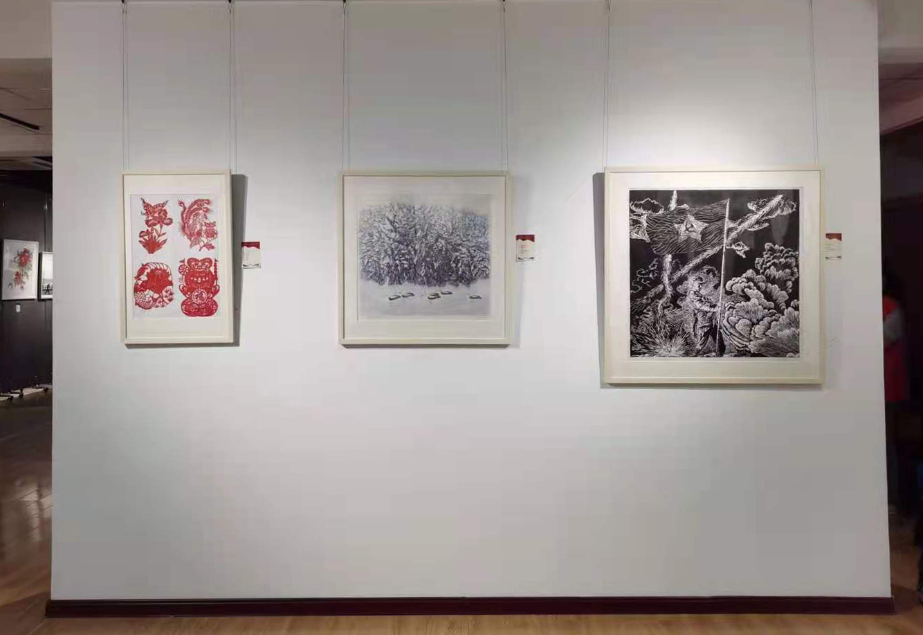 我行贾跃进版画作品获市金融系统职工书法美术摄影展优秀奖